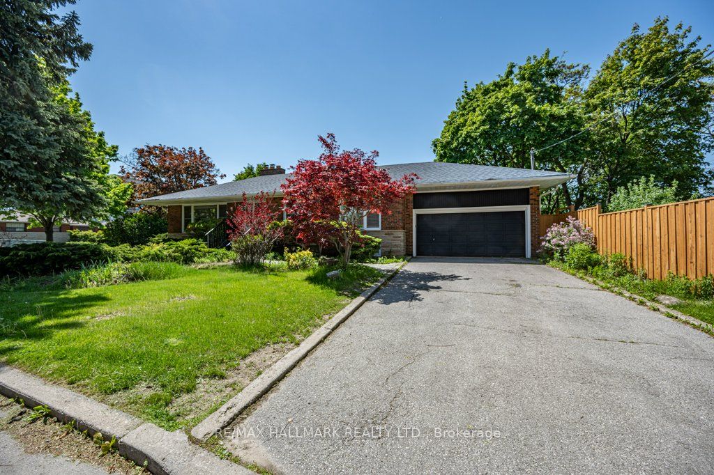 33 Tinder Crescent, Toronto, ON, M4A 1L2