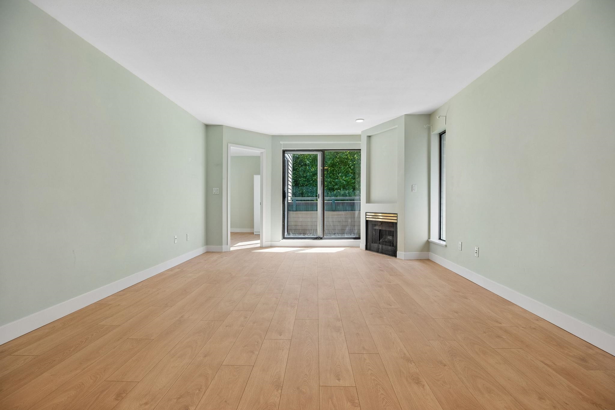 Additional image 4 of 409-2925 Glen Drive, Coquitlam, BC, V3B 7H9