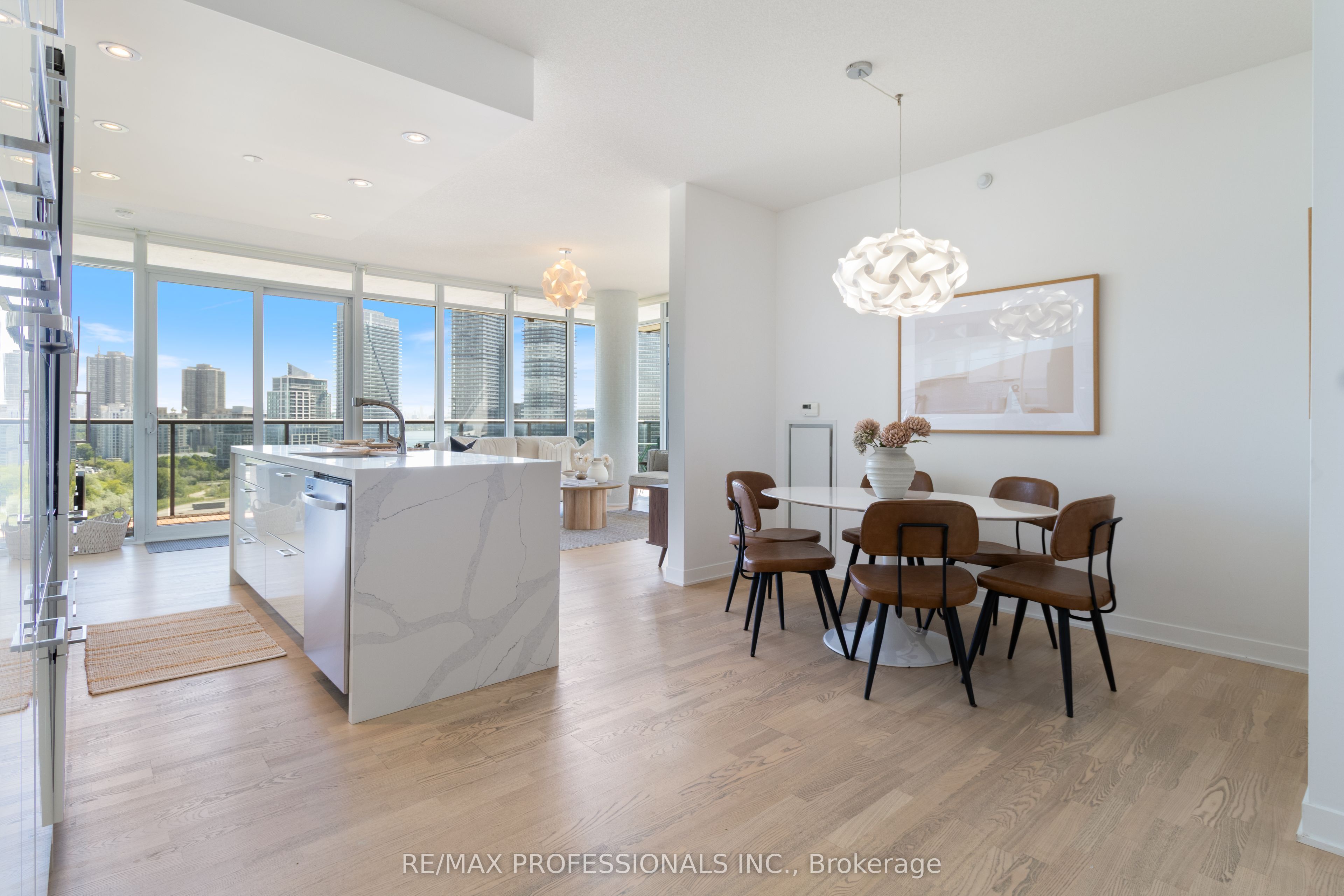 Additional image 6 of 1708-90 Park Lawn Road, Toronto, ON, M8Y 0B6
