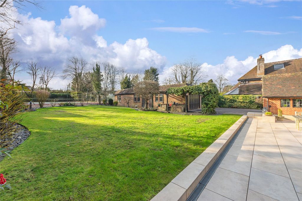 Additional image 23 of 5 bed detached house for saleLoom Lane, Radlett, Hertfordshire WD7