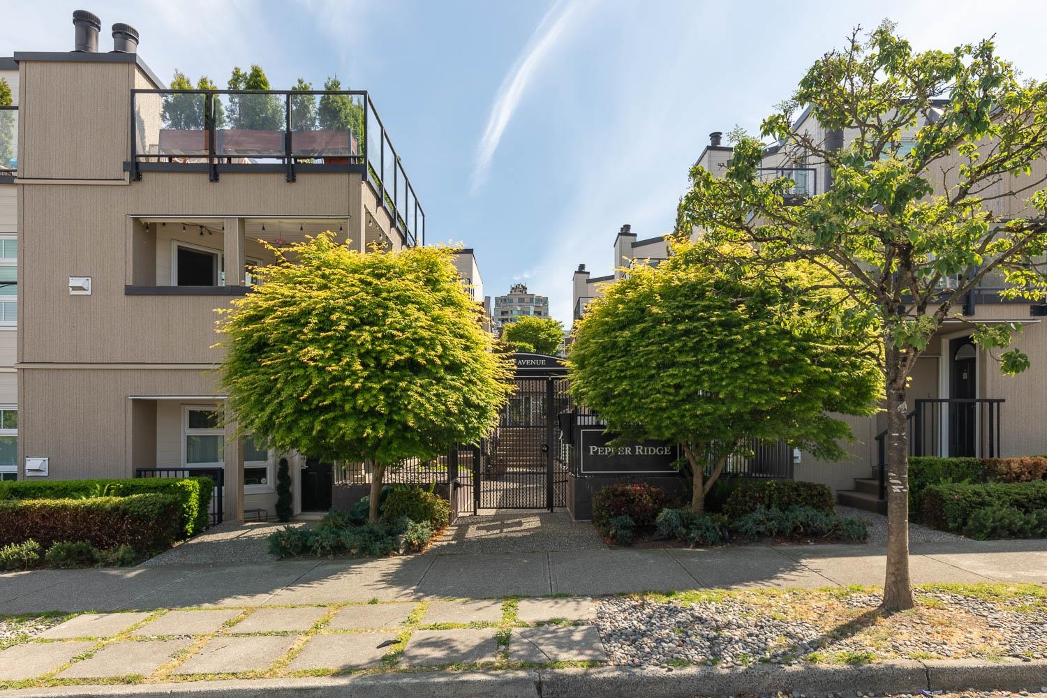 14-1350 6th Avenue W, Vancouver, BC, V6H 1A7