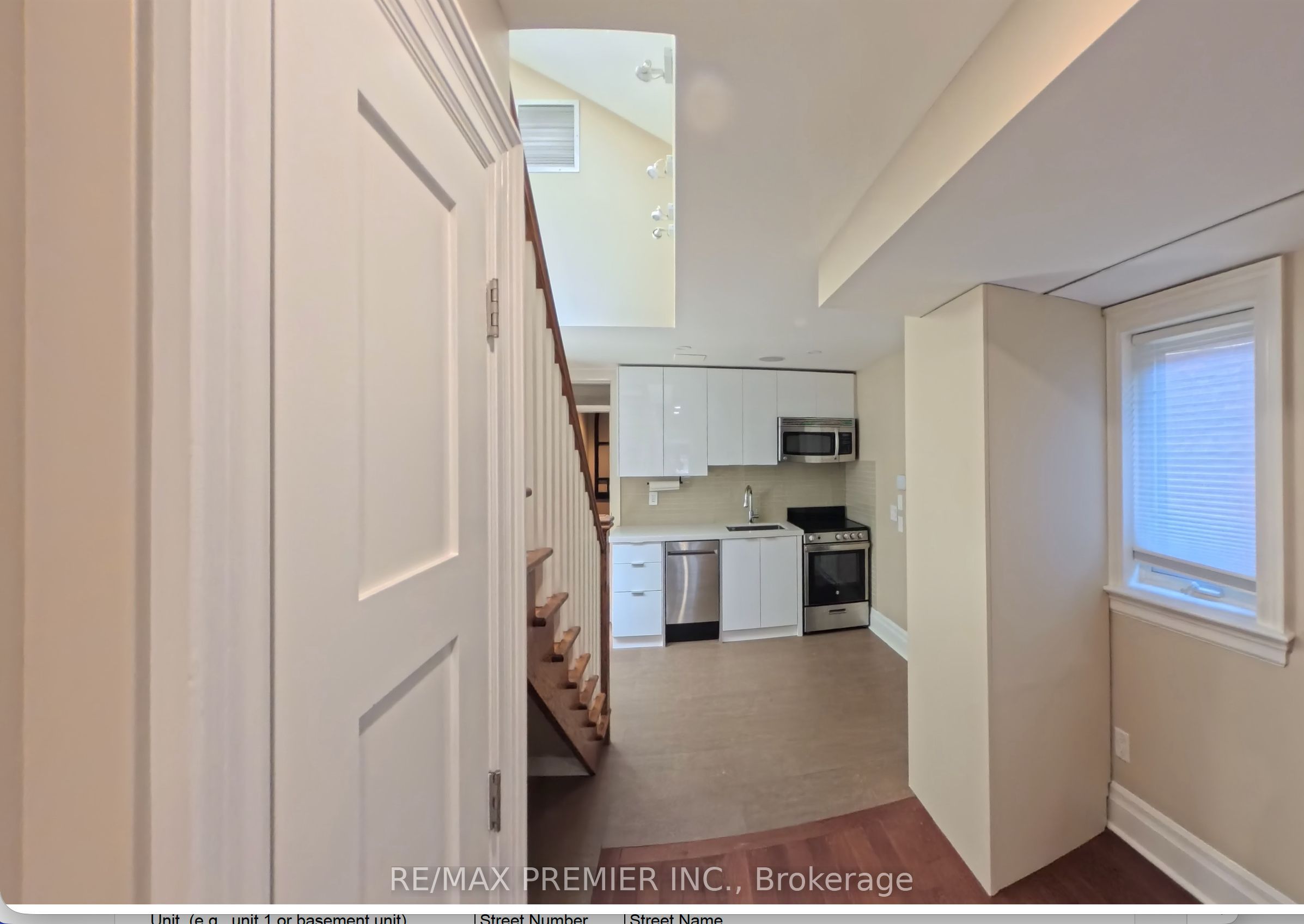 Apt 2-718 Bathurst Street, Toronto, ON, M5S 2R4 photo 2
