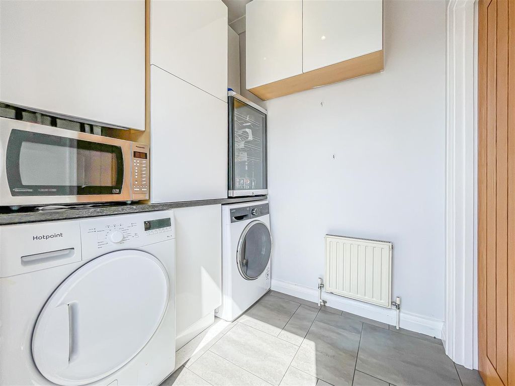 Additional image 16 of 5 bed detached house for saleAshingdon Heights, Rochford SS4