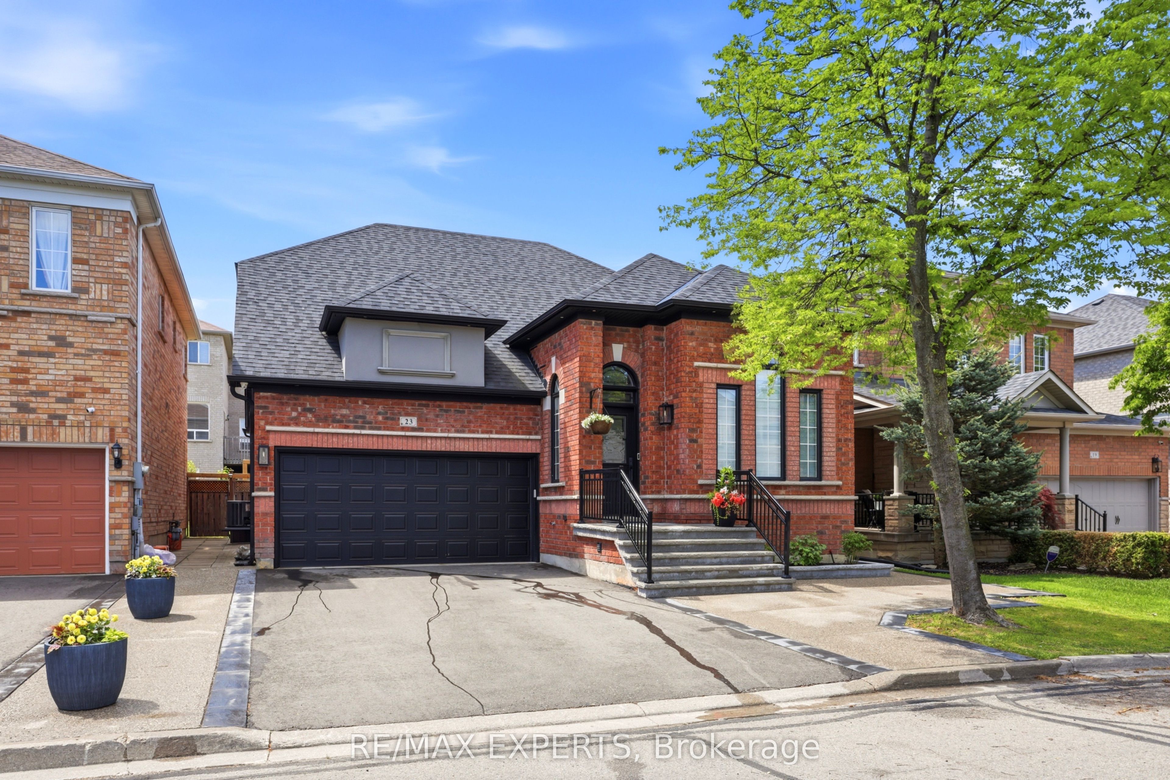 23 Shadetree Crescent, Vaughan, ON, L4H 1Y3