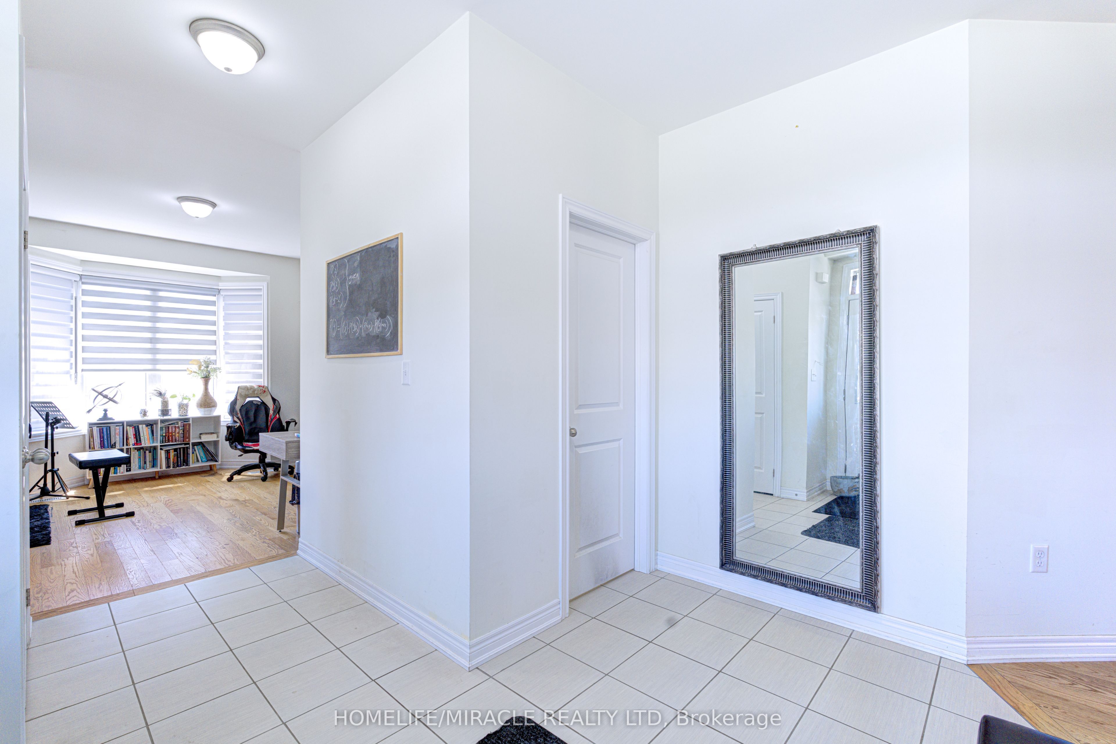 Additional image 5 of 566 Brisdale Drive, Brampton, ON, L7A 5J4