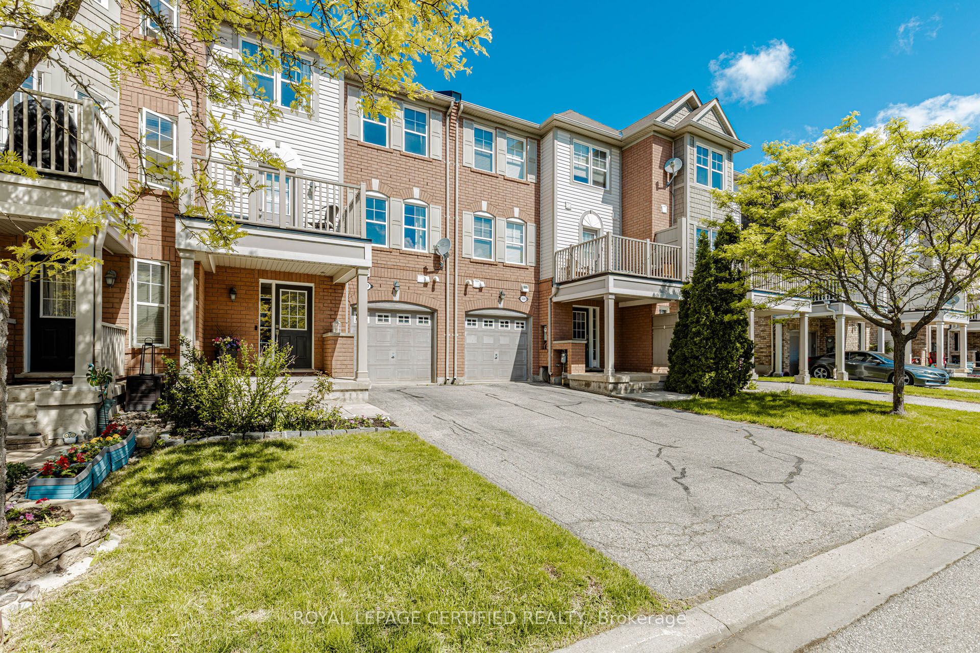 557 Speyer Circle, Milton, ON, L9T 0Y1 photo 2