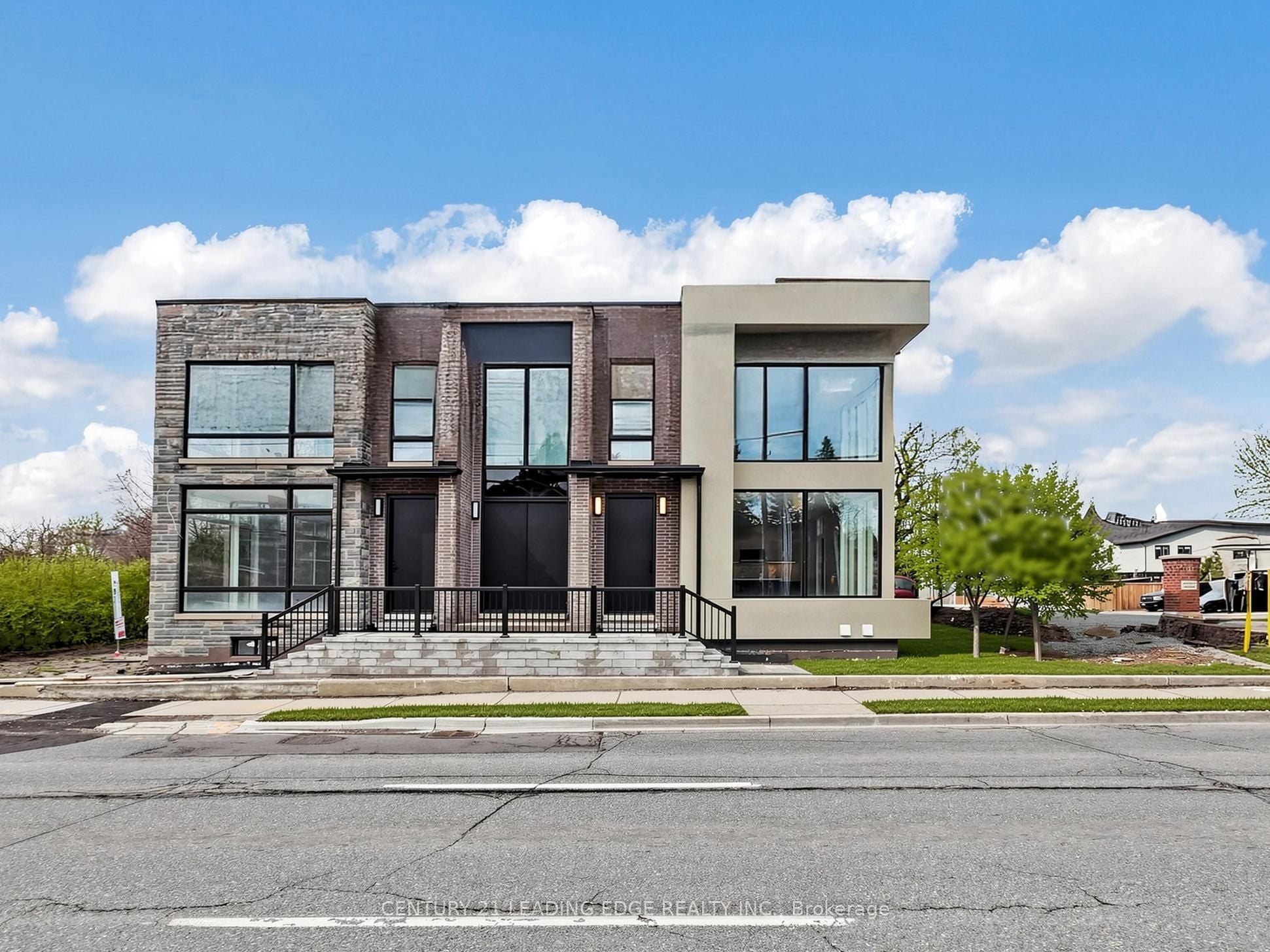3-170 Dixon Road, Toronto, ON, M9P 2L8