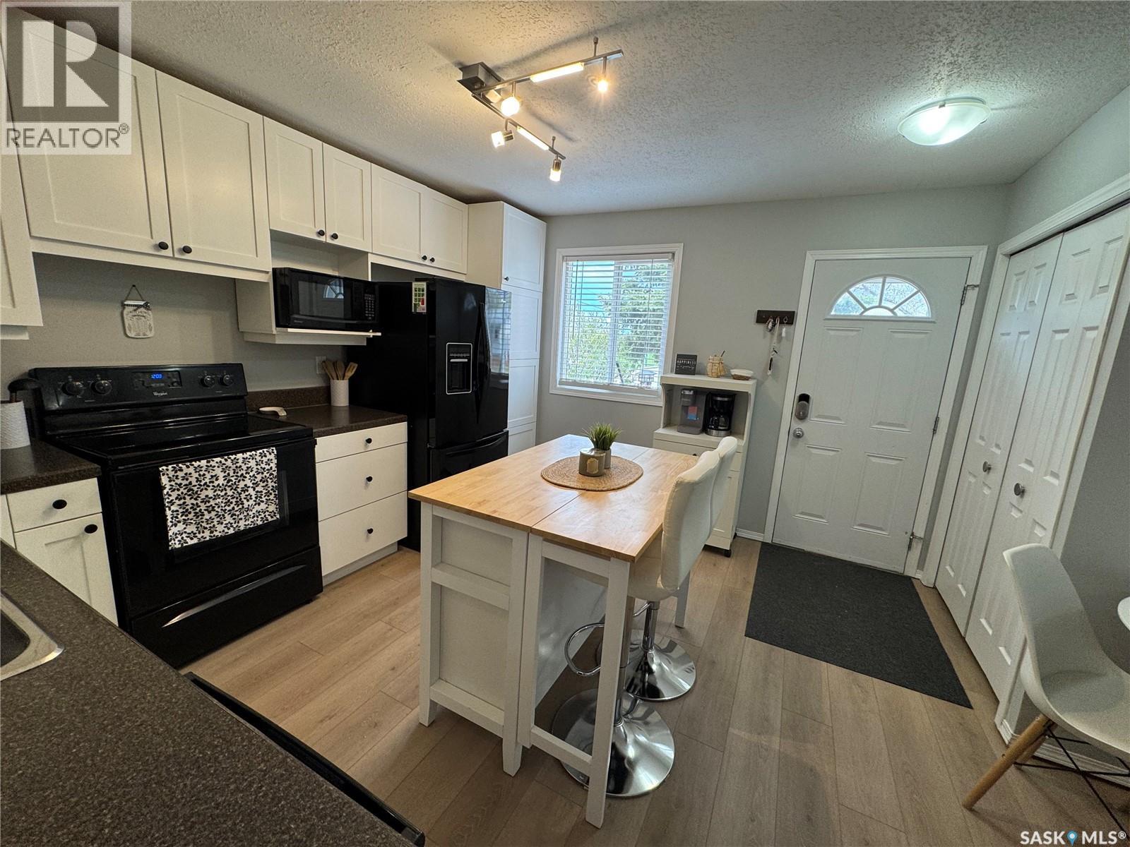 43 Marshall Crescent, Regina, SK, S4R4Y8 photo 5