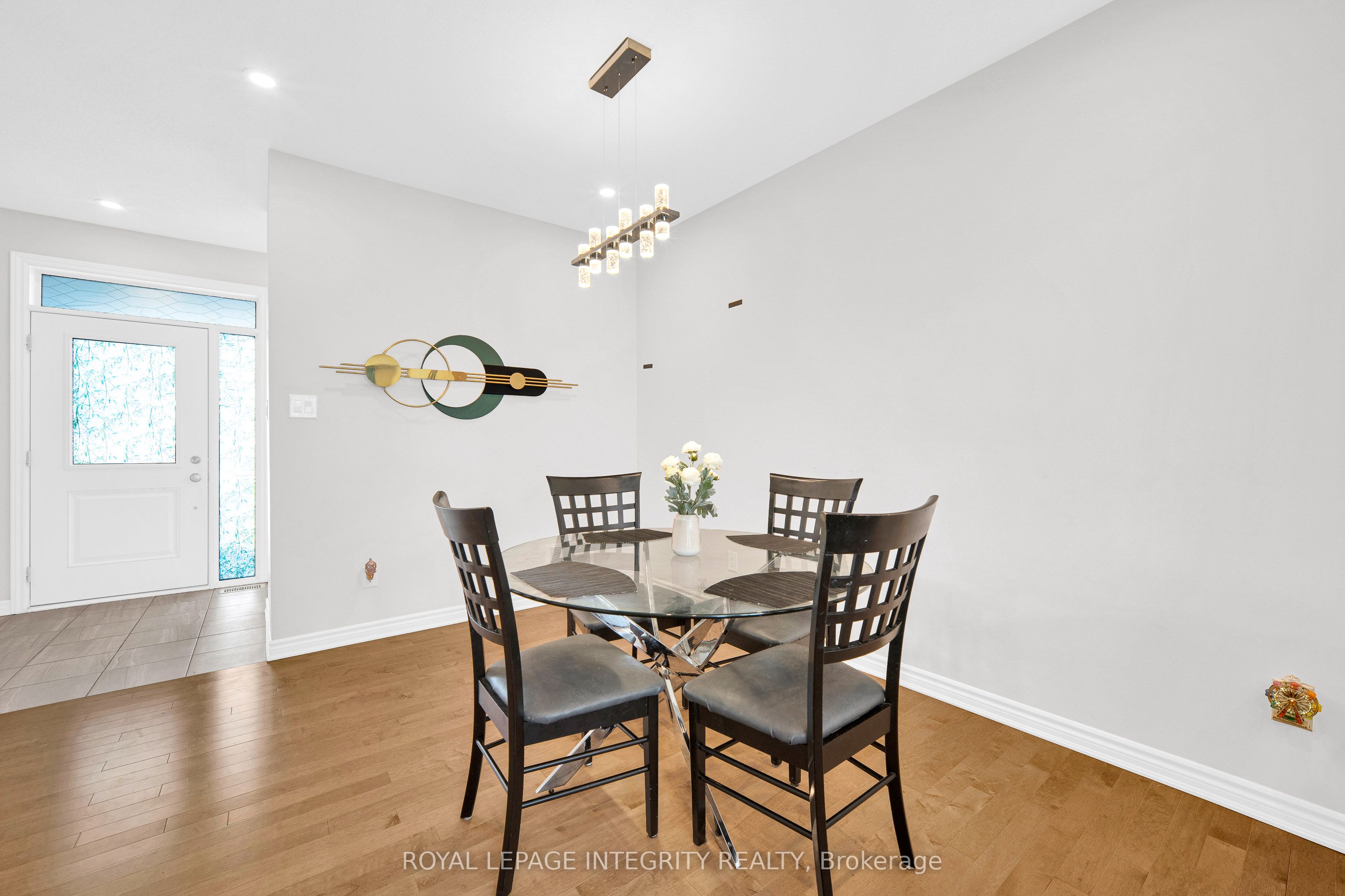 16 Focality Crescent, Ottawa, ON, K1M 0N3 photo 4