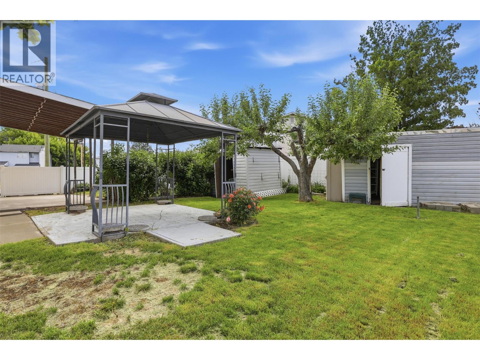 2641 Young Place, Kamloops, BC, V2B8A4 photo 5