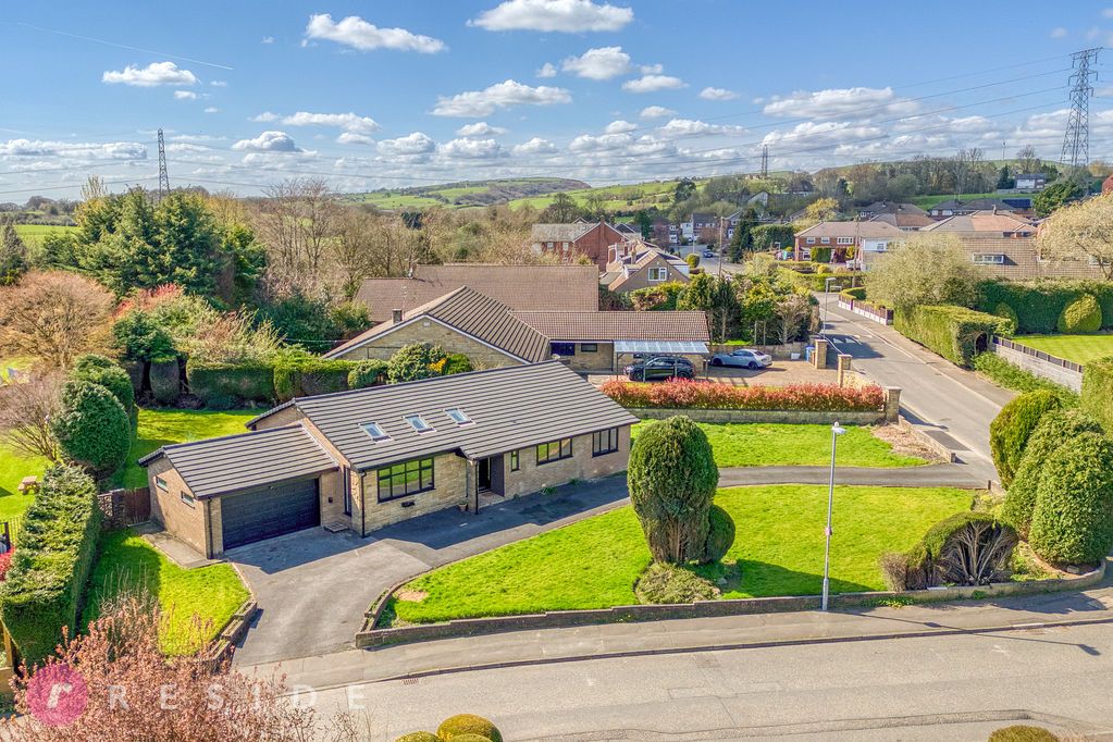 2 bed detached bungalow for saleNorford Way, Bamford, Rochdale OL11