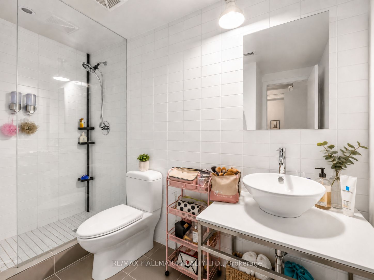213-75 Portland Street, Toronto, ON, M5V 2M9 photo 4