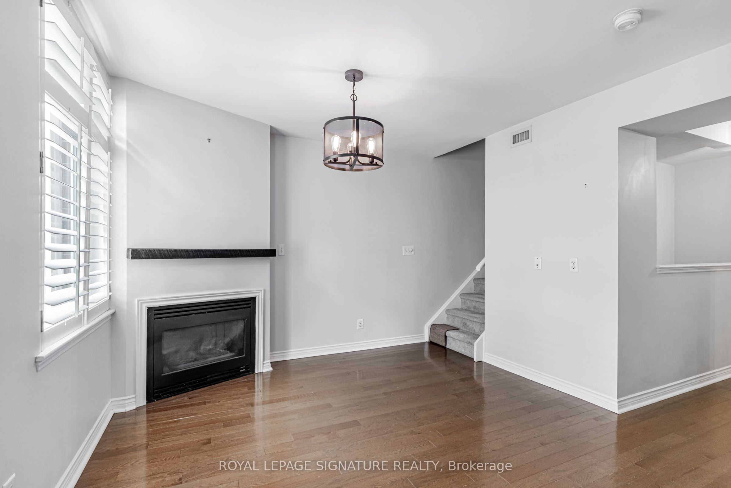 23-100 Redpath Avenue, Toronto, ON, M4S 2J7 photo 2