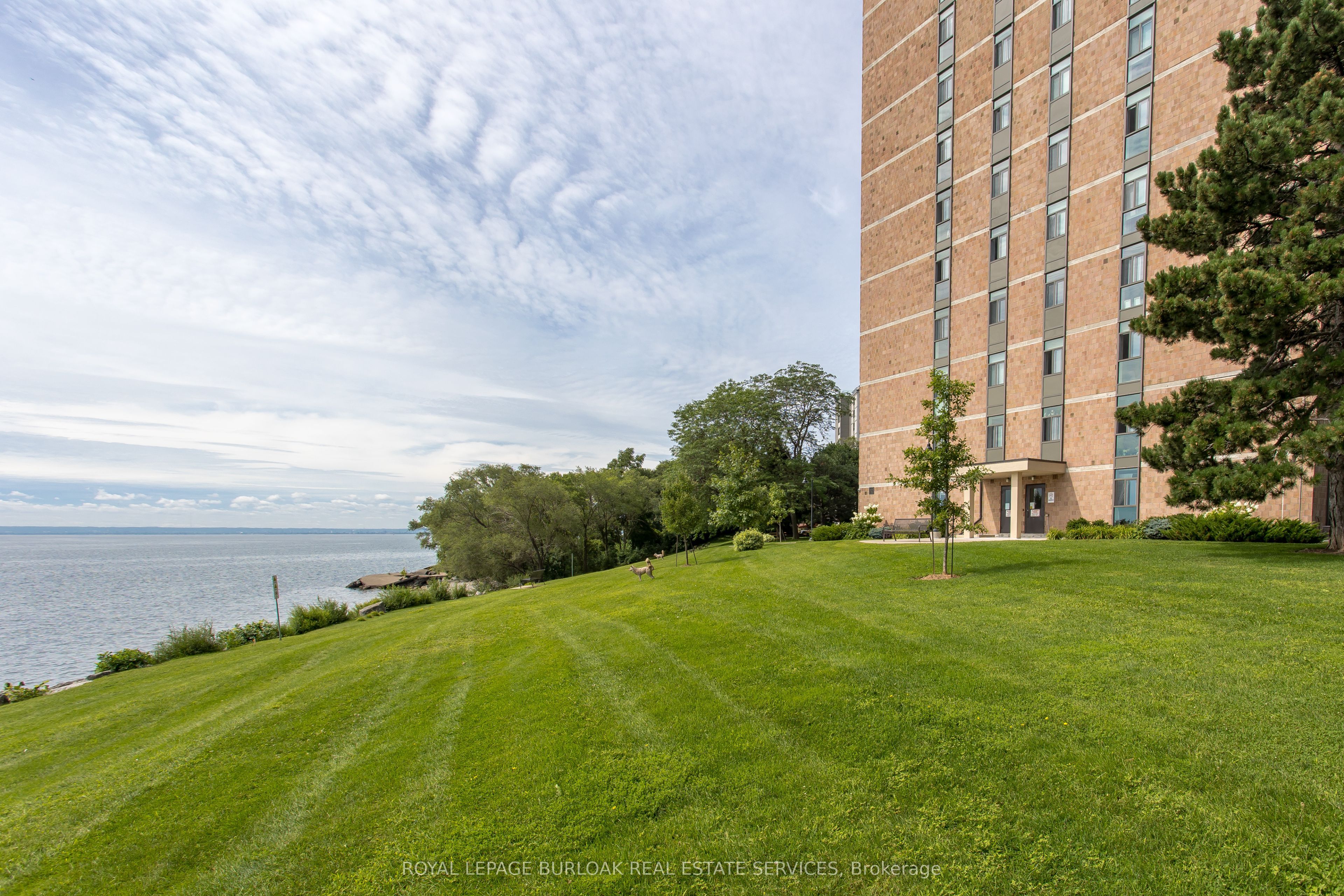 1204-5250 Lakeshore Road, Burlington, ON, L7L 5L2 photo 2