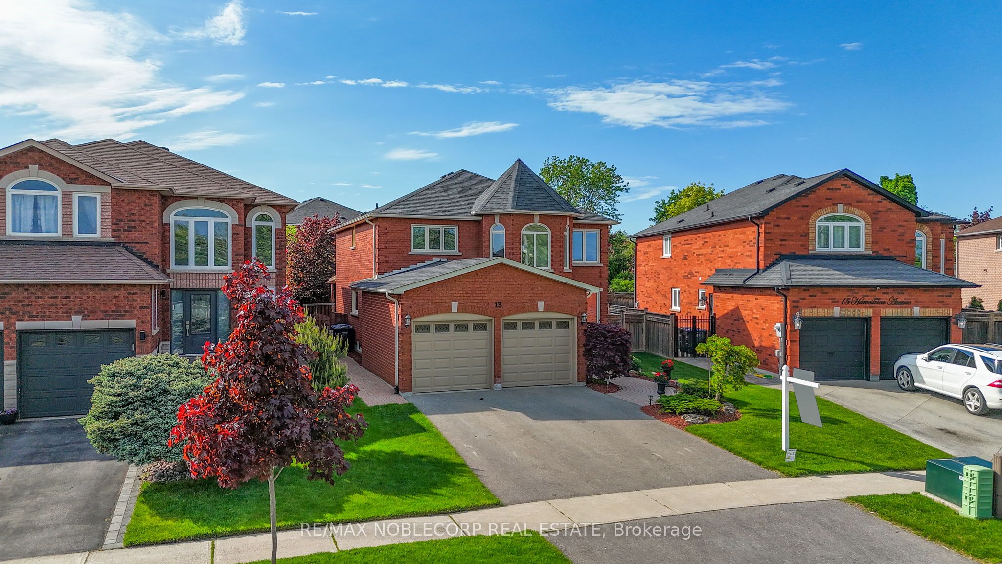 13 Harvestview Avenue, Caledon, ON, L7E 1T5 photo 3
