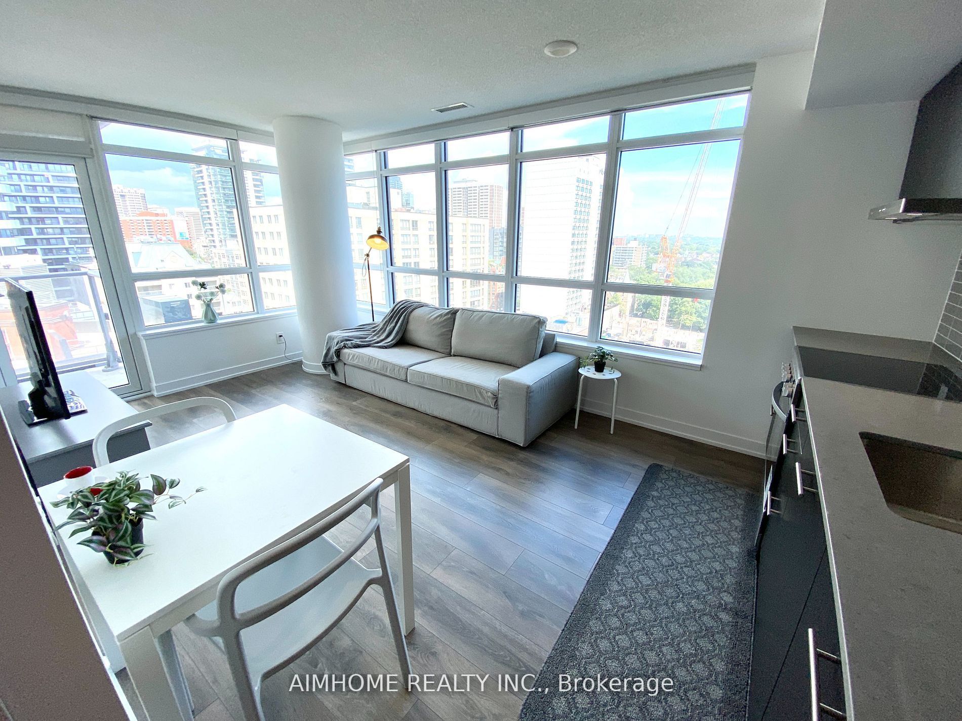 1505-365 Church Street, Toronto, ON, M5B 0B5