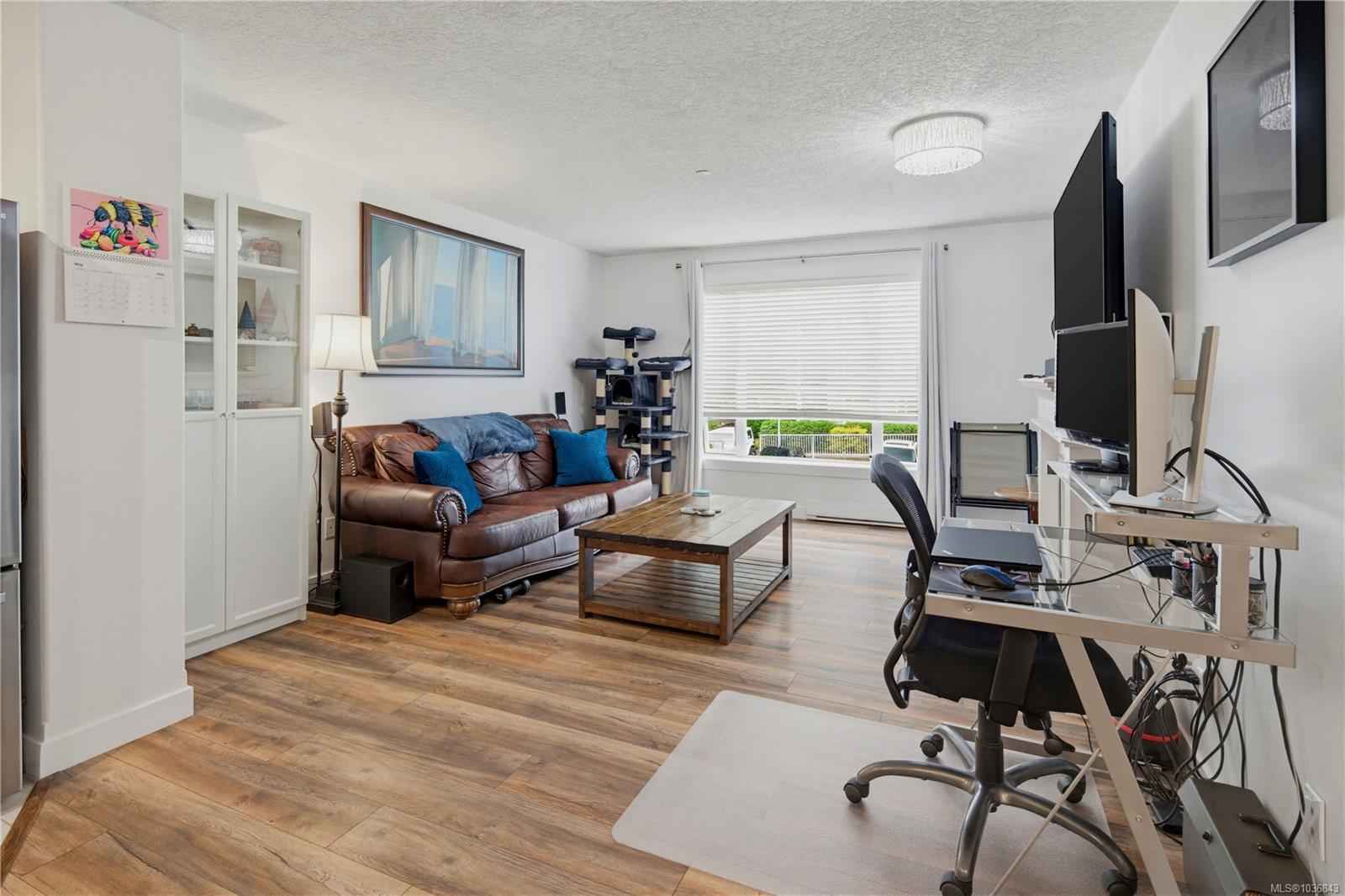 205-2823 Jacklin Road, Langford, BC, V9B 3Y1 photo 5