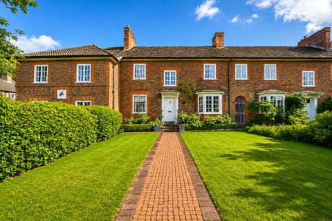 Highfield Lane, Southampton, Hampshire SO17
