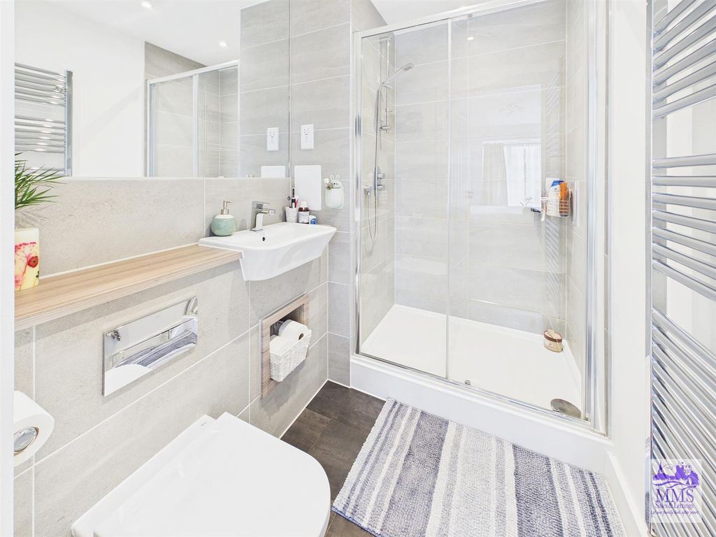 Additional image 3 of 2 bed flat for saleGlenway Road, Rochester ME1