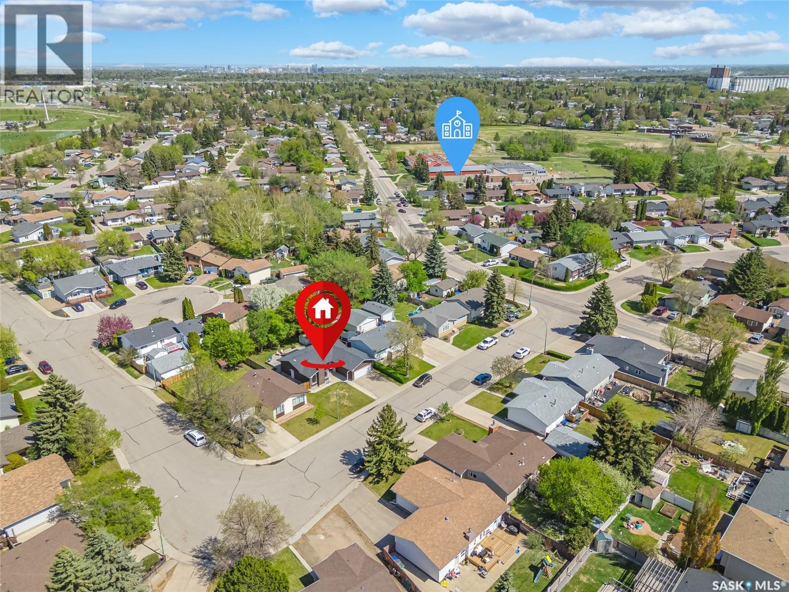 215 Neatby Crescent, Saskatoon, SK, S7M4W9 photo 5