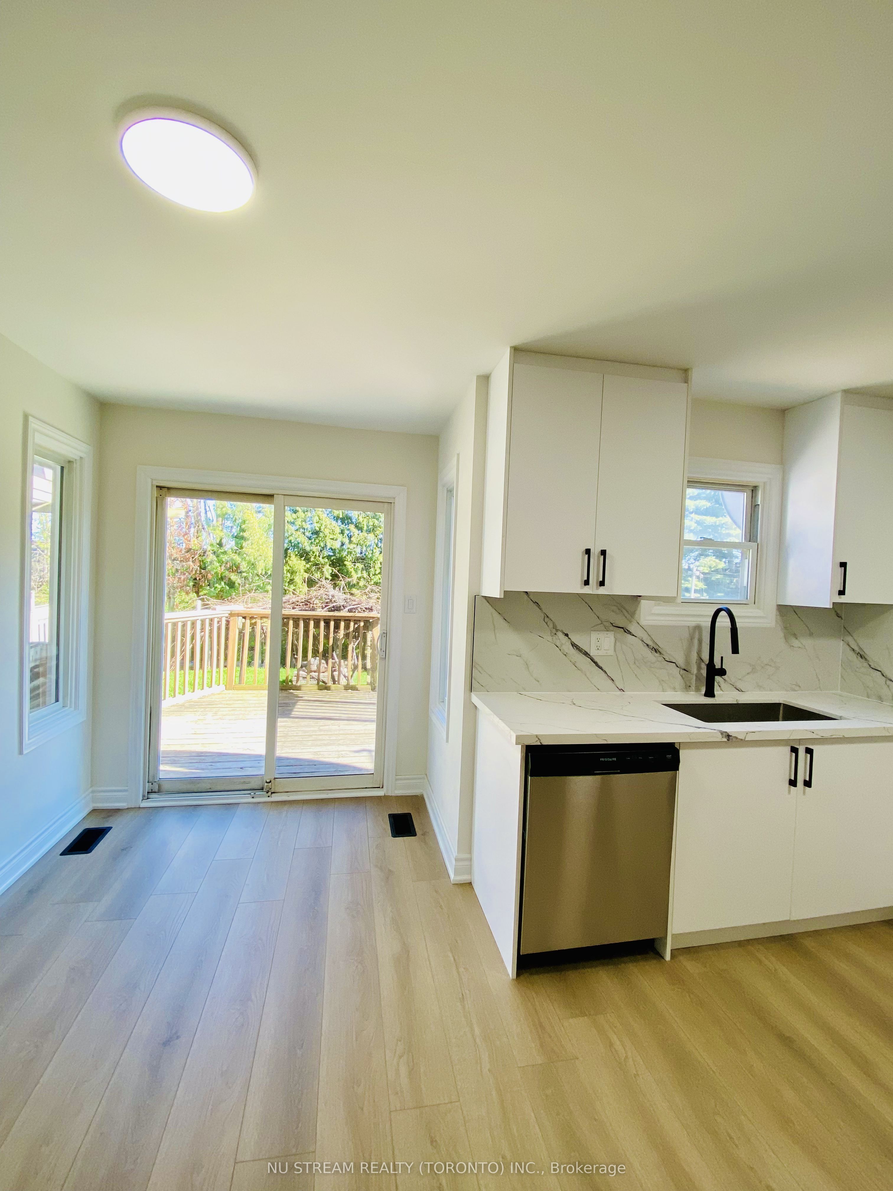 25 Quance Street, Barrie, ON, L4N 7M3 photo 5