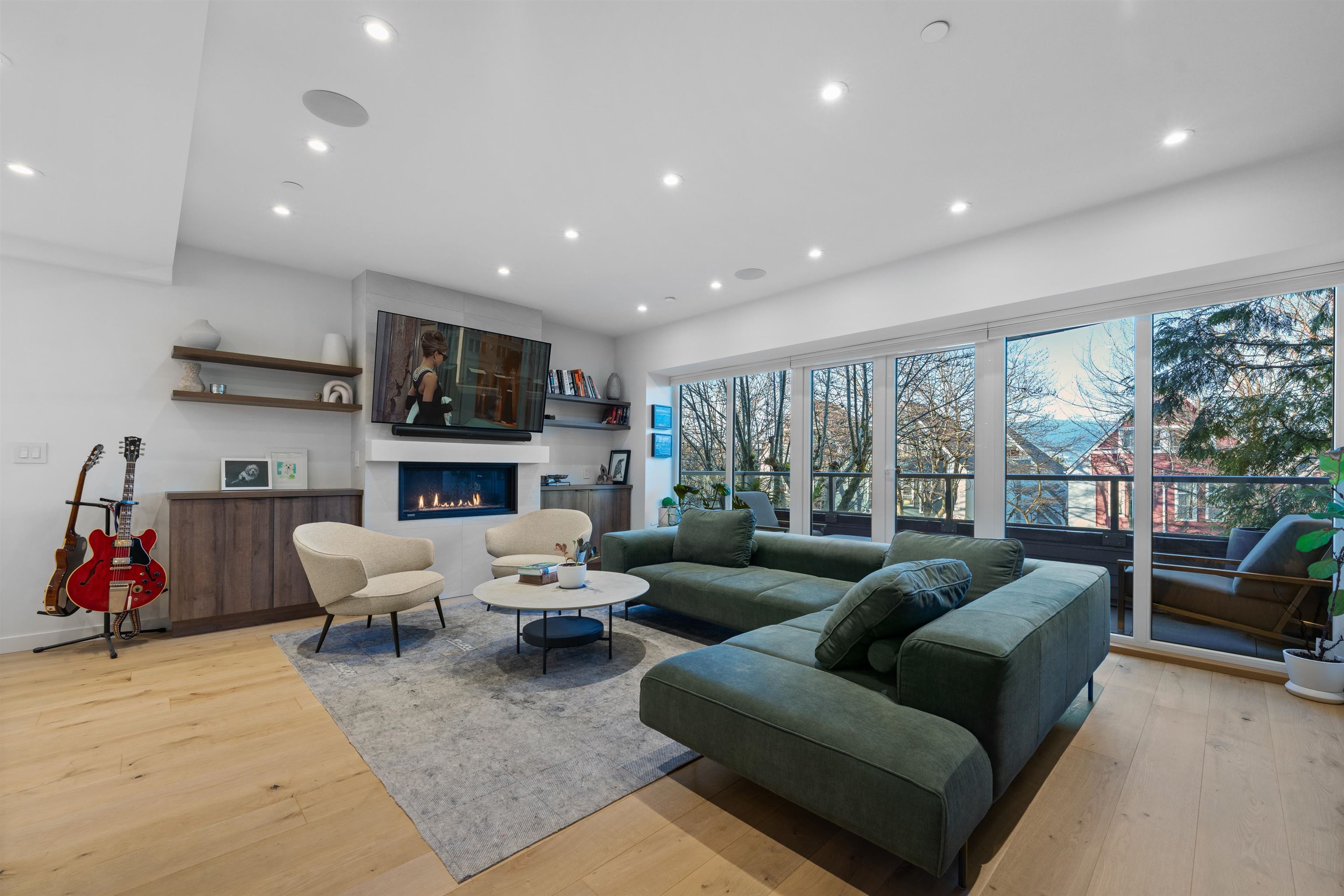 Additional image 4 of 2142 1st Avenue W, Vancouver, BC, V6K 1E8