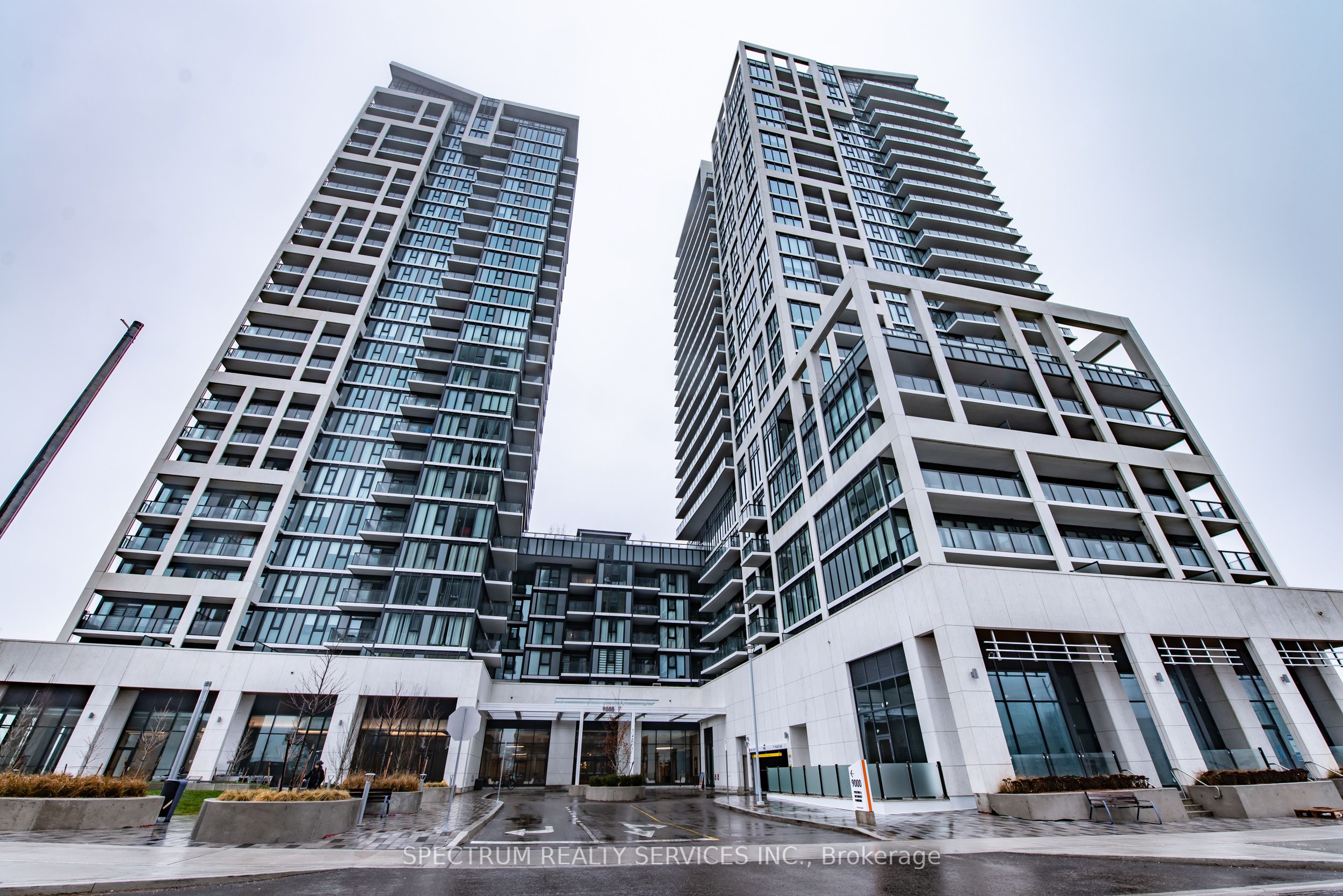 PH119-9000 Jane Street, Vaughan, ON, L4K 0M6