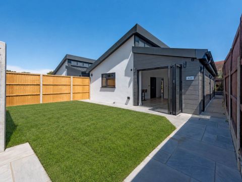 Monkleigh Road, Morden SM4, New home
