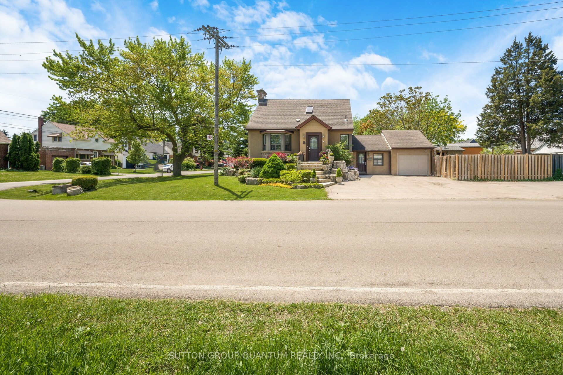 1 Galbraith Drive, Hamilton, ON, L8G 1Z6
