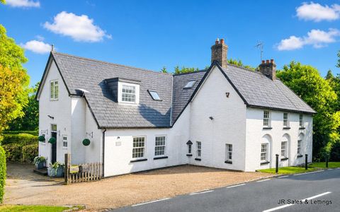 Vineyards Road, Northaw EN6