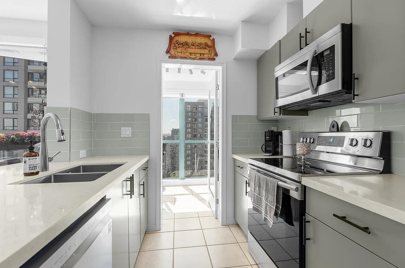 Additional image 3 of 2604-939 Homer Street, Vancouver, BC, V6B 2W6