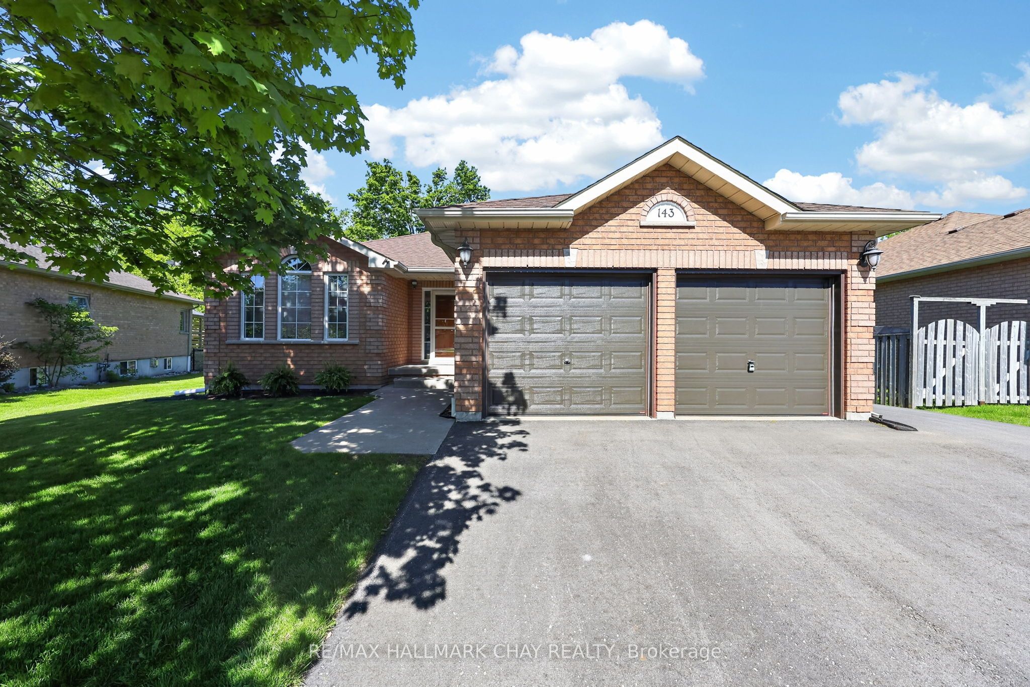 143 Emms Drive, Barrie, ON, L4N 8H7 photo 3
