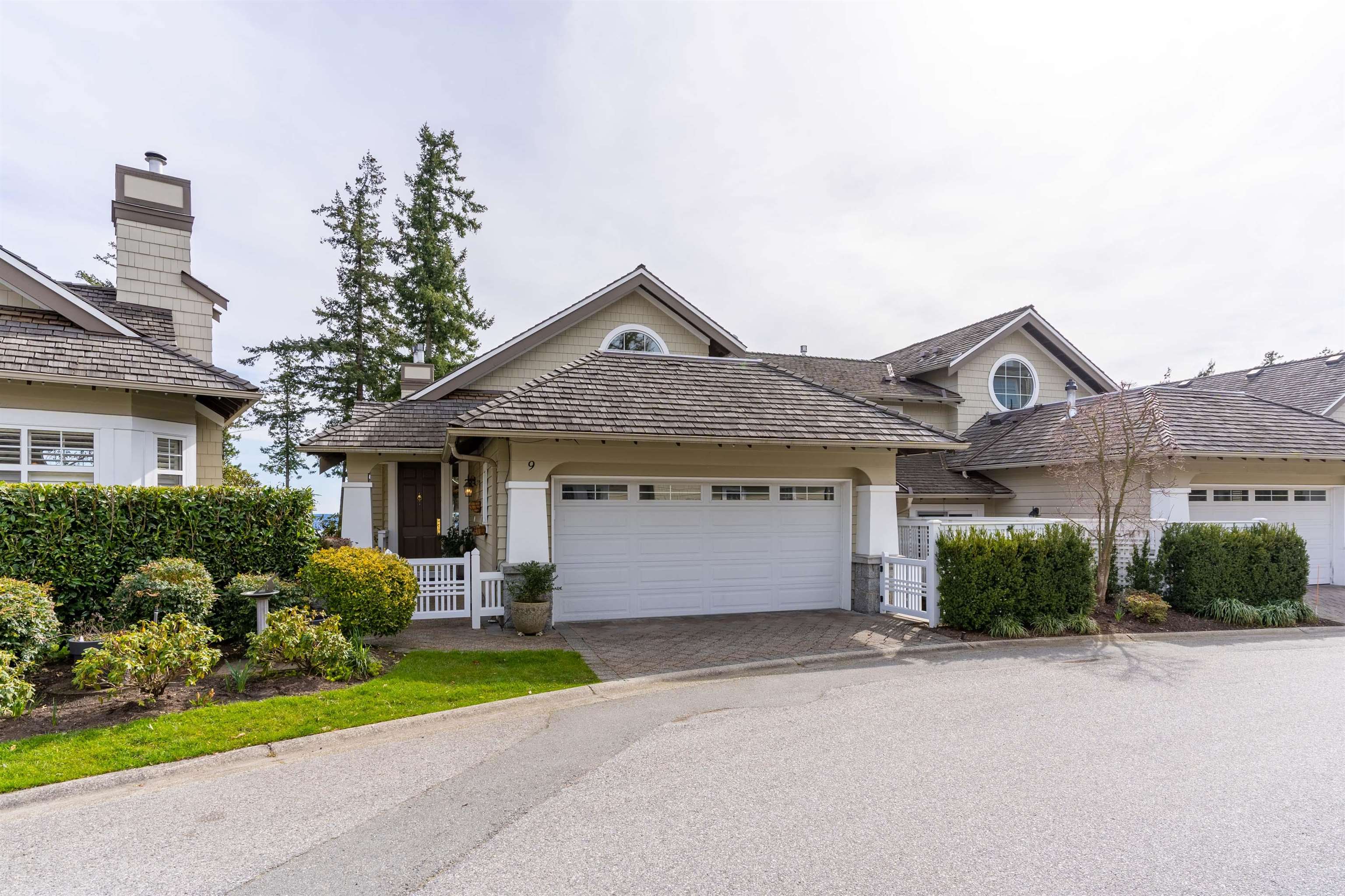 Additional image 5 of 9-5110 Alderfeild Place, West Vancouver, BC, V7W 2W7