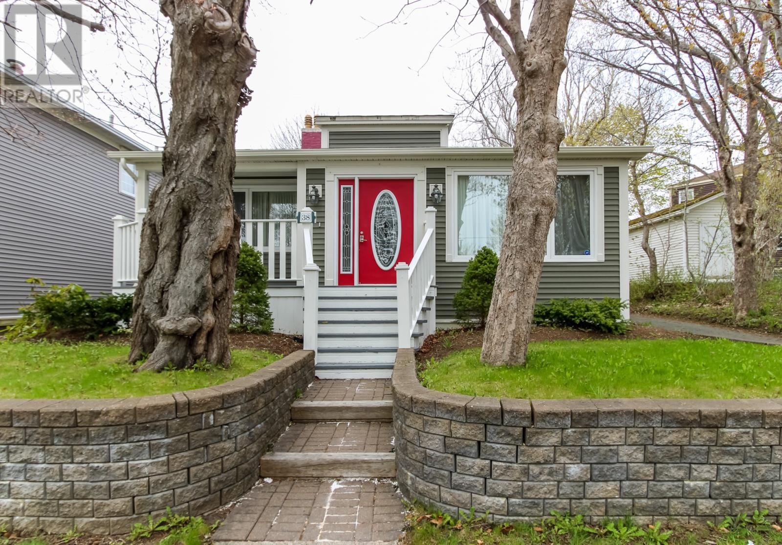 38 Pine Bud Avenue, St. John's, NL, A1B1M5 photo 3