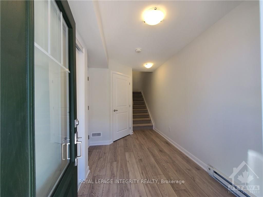 904 Lixnaw Court, Ottawa, ON, K2J 6Y3 photo 2