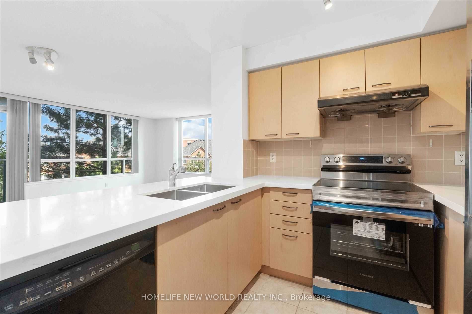 Additional image 3 of 220-62 Suncrest Boulevard, Markham, ON, L3T 7Y6