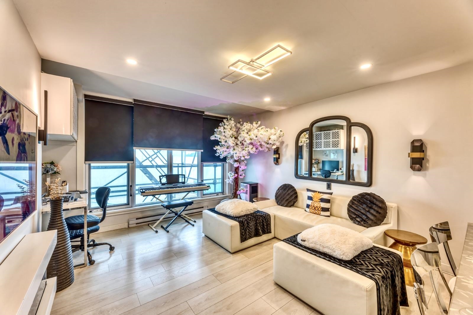 Additional image 4 of 704-2468 Broadway E, Vancouver, BC, V5M 4V1