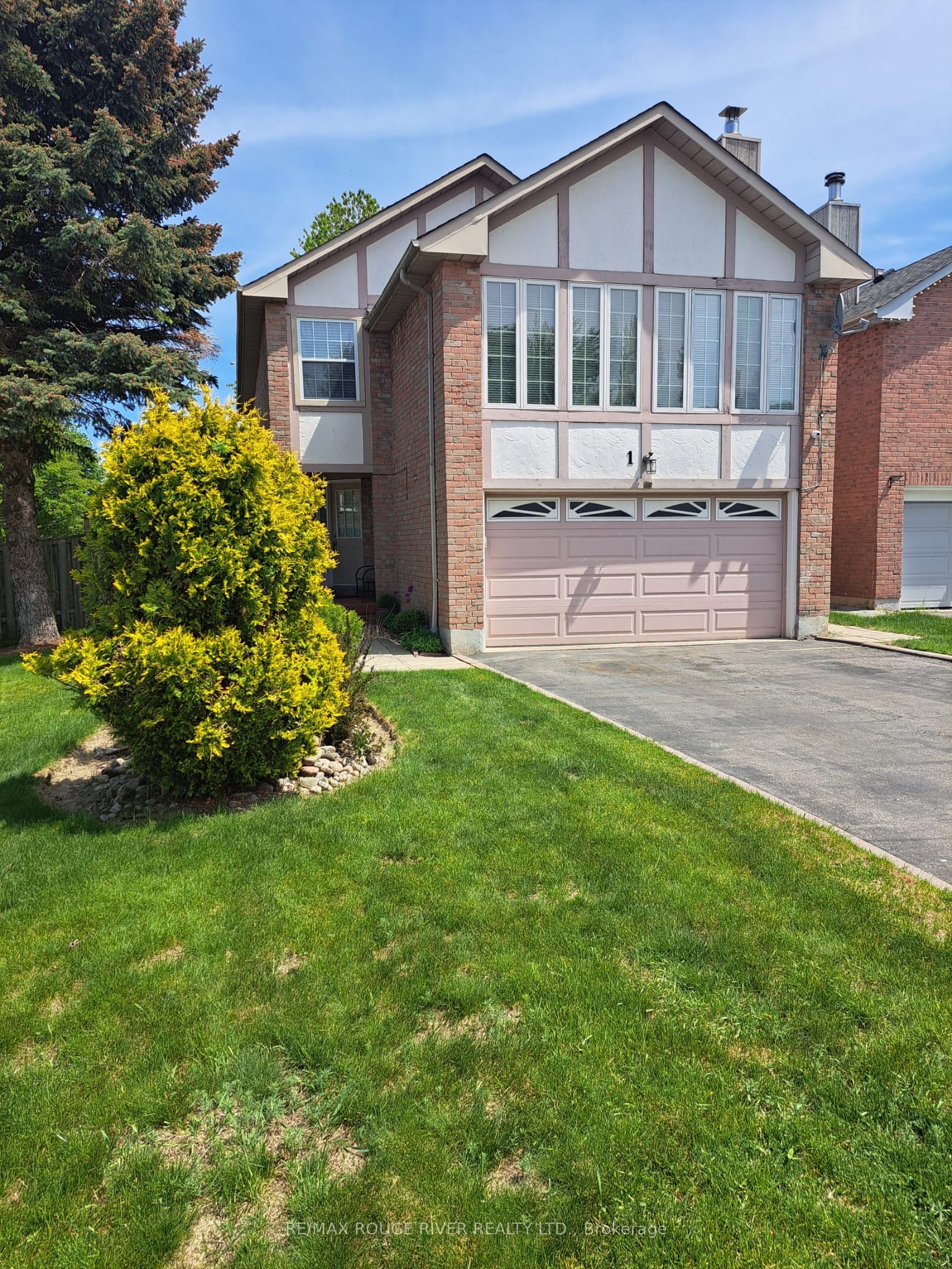 Bsmt-1 Greybeaver Trail, Toronto, ON, M1C 4P1