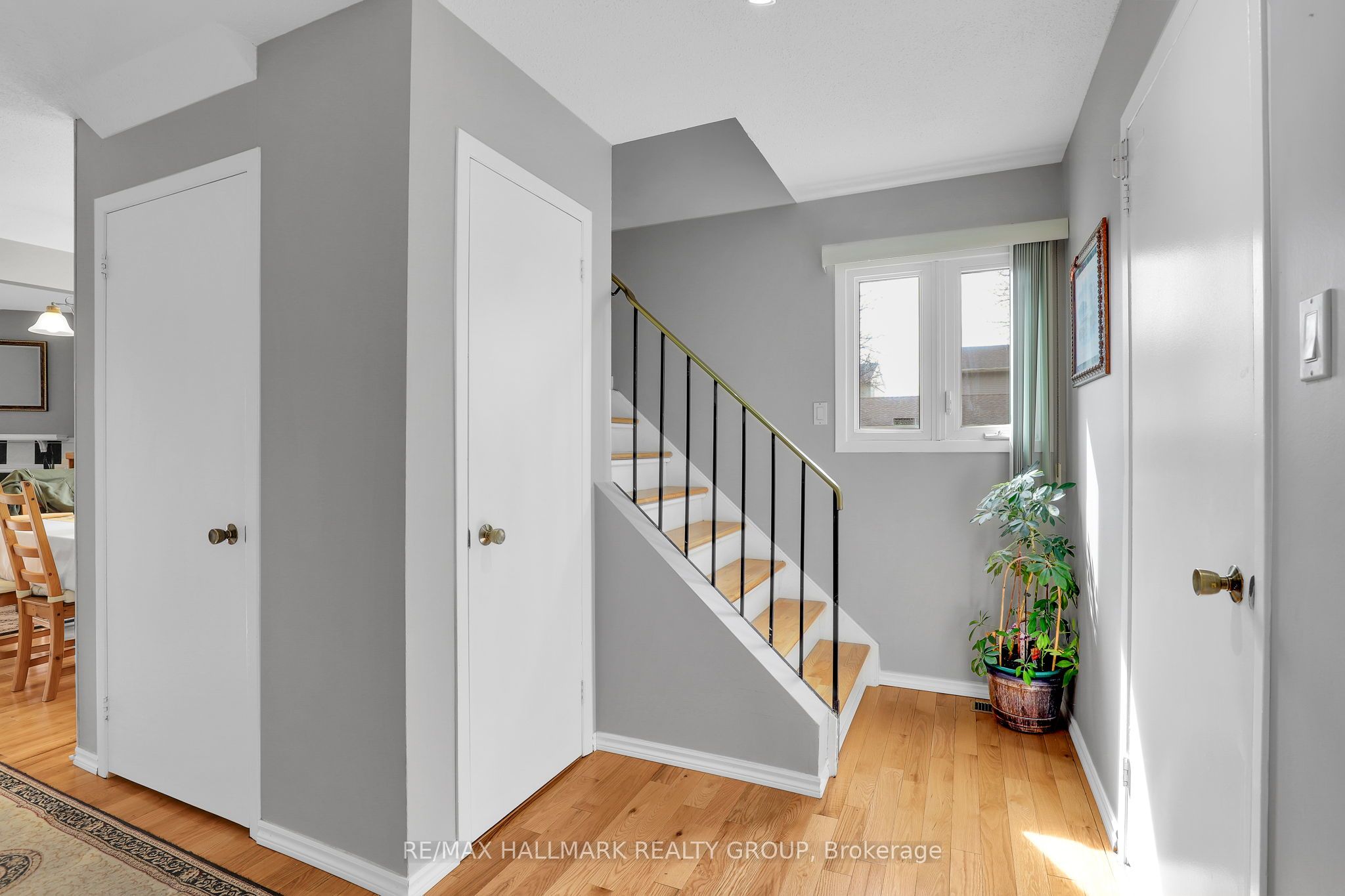 730 Malibu Terrace, Ottawa, ON, K2C 3V1 photo 2