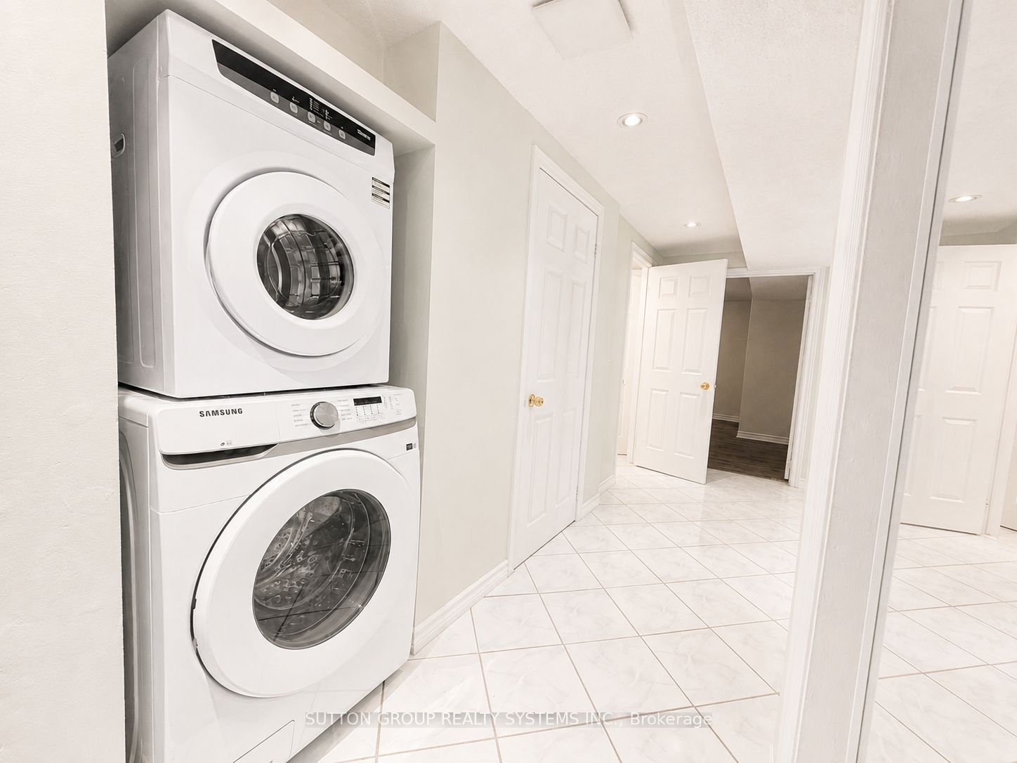 LOWER-1157 Charminster Crescent, Mississauga, ON, L5V 1P9 photo 3