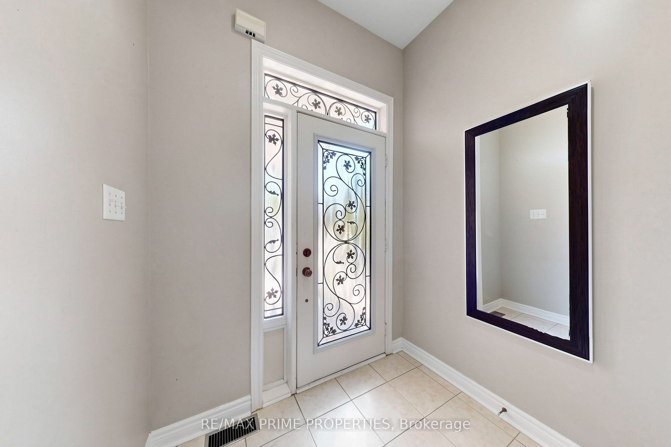 68 Harbourtown Crescent, Brampton, ON, L6V 4P5 photo 3