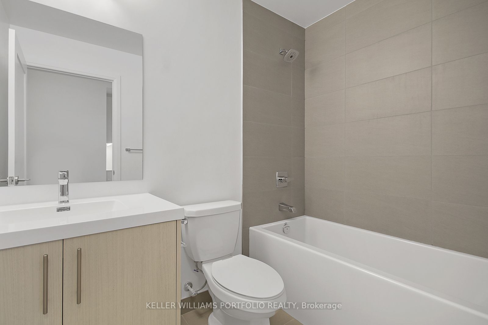 Additional image 4 of 914-286 Main Street, Toronto, ON, M4C 0B3