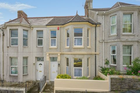 Lipson Avenue, Plymouth PL4