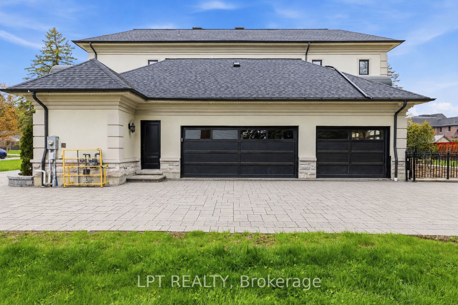 Additional image 4 of 256 Patricia Drive, King, ON, L7B 1H3