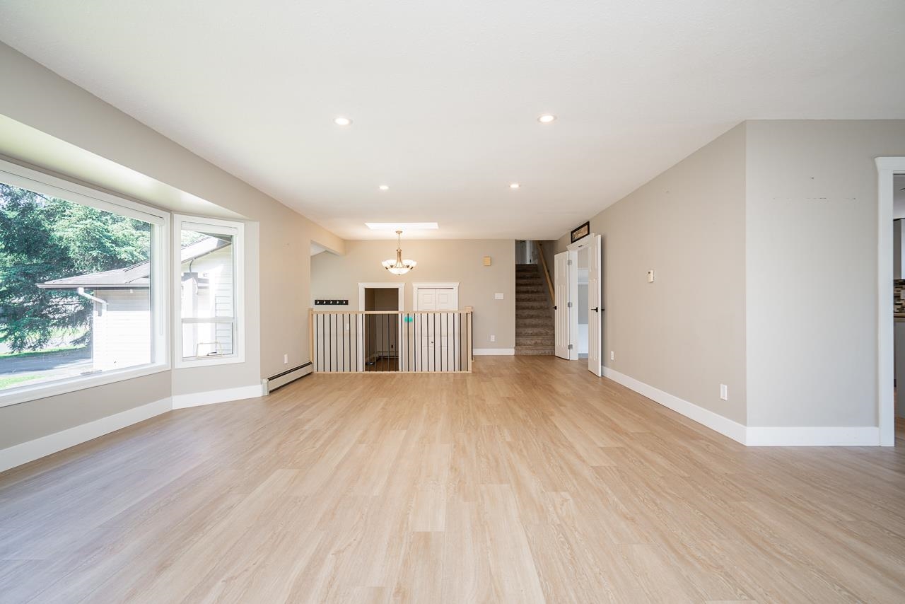 25016 59 Avenue, Langley, BC, V4W 1T4 photo 5