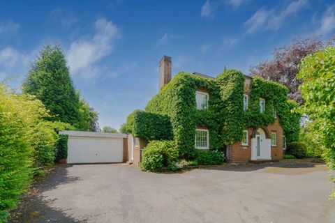 St James Road, Edgbaston B15