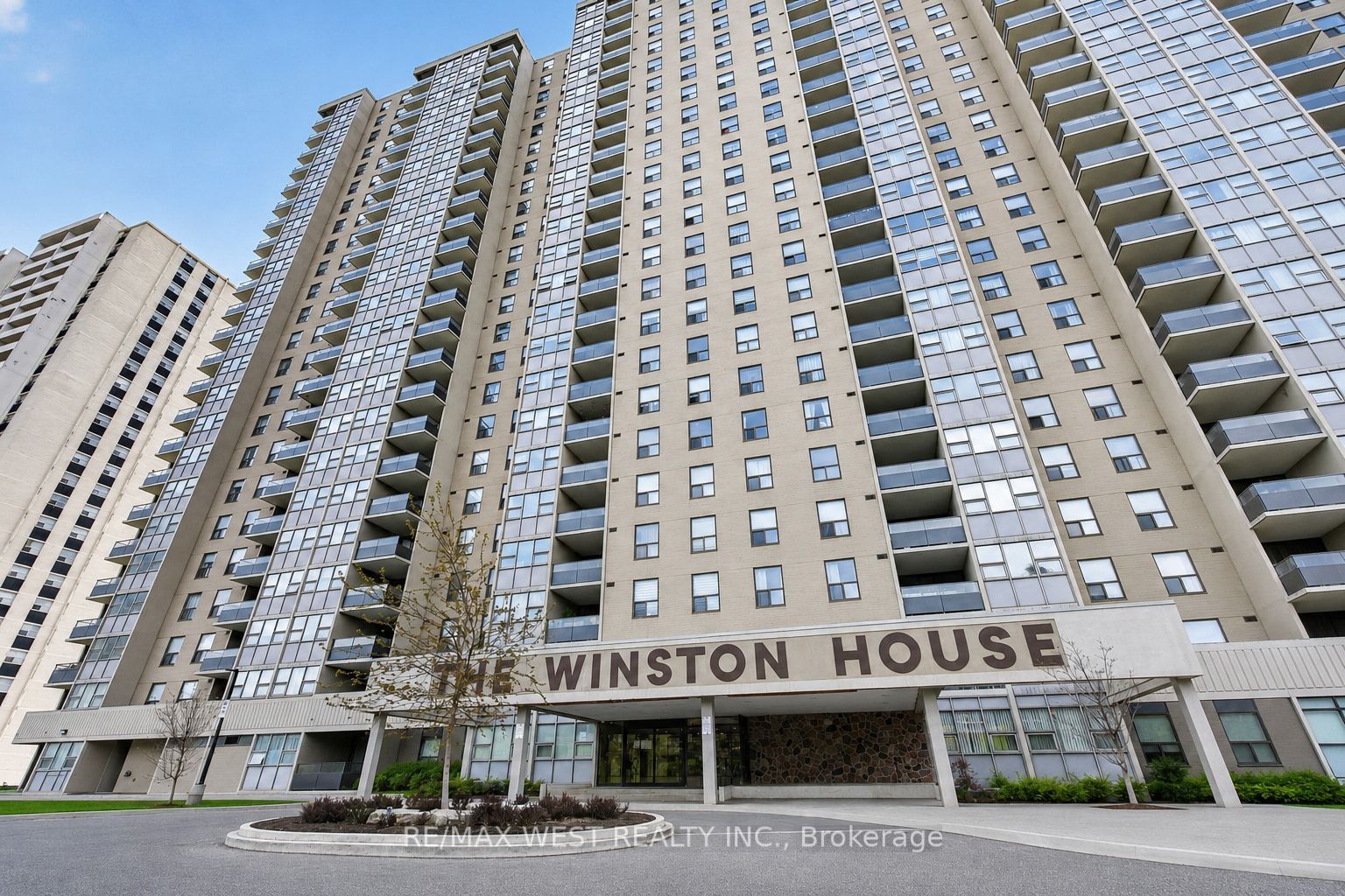 1801-75 Emmett Avenue, Toronto, ON, M6M 5A7