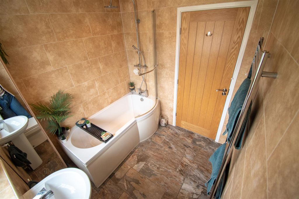Additional image 25 of 5 bed detached house for saleMilldale Close, Marehay, Ripley DE5