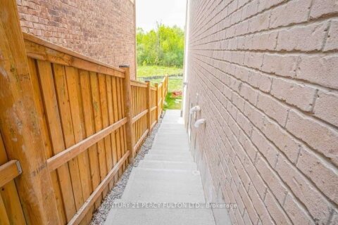 Additional image 8 of Bsmt-1040 Foxtail Crescent, Pickering, ON, L1X 0E7
