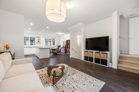 Additional image 7 of 60-15487 99a Avenue, Surrey, BC, V3R 0G9